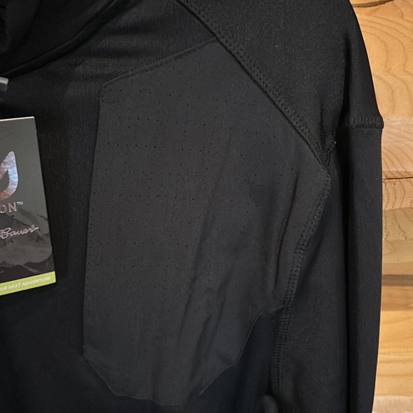 Eddie Bauer NWT Quarter Zip Mock Neck Pullover Size X-Large in Black - Picture 3 of 8